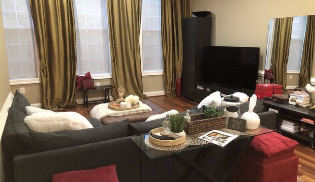 Cozy U St. Condo-Steps to U & 14