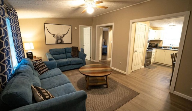 Creekside Lodge–Trailside Stay w/Firepit, Sleeps 10