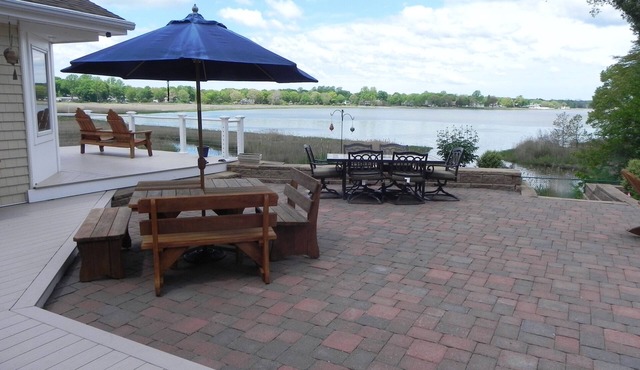 Direct Waterfront -Charming 3-BR house with AC, fitness room in Old Saybrook