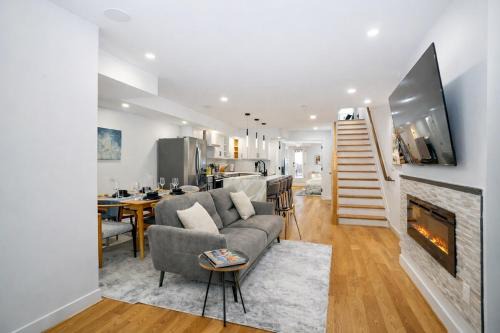 District Gojo B The Slate Residence