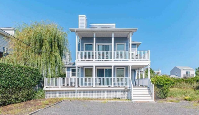 Dune Road House on Westhampton Beach