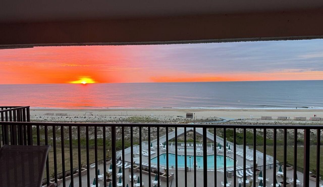 edgewater sea colony 7th floor ocean front 3-br 2 bath sleep sofa Bethany Beach