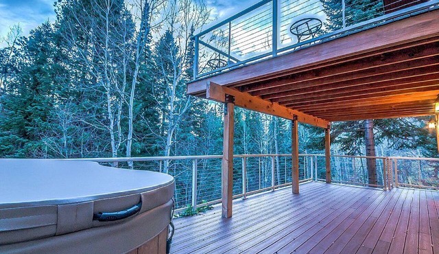 Elegant and Luxurious Cabin Rental in Steamboat Springs, Colorado