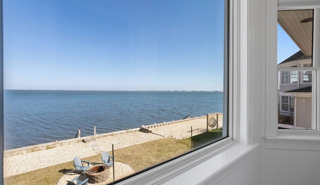 Exclusive Bayfront Oasis Awaits You In East Quogue