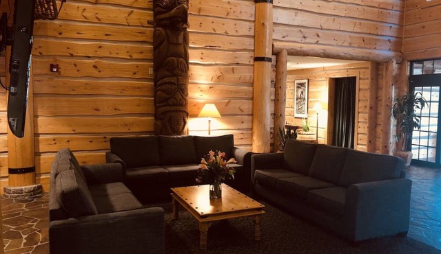Find Comfort in Our Spacious Rooms w/Cozy Lodge Atmosphere