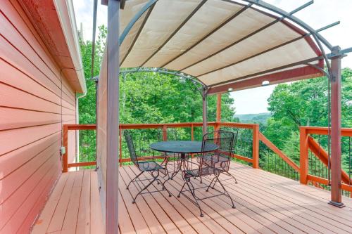 Fire Pit w/Great View! Beaver Lake Home by Marina