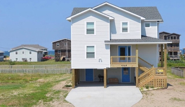 Friday to Friday rentals only! 4 bedroom house with private pool and hot tub.