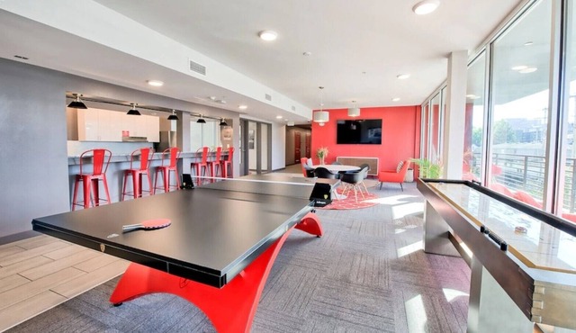 🔷Fun Micro-Unit w/ Garage Parking Near High St. | Jacuzzi, Fitness Gym, WiFi, +