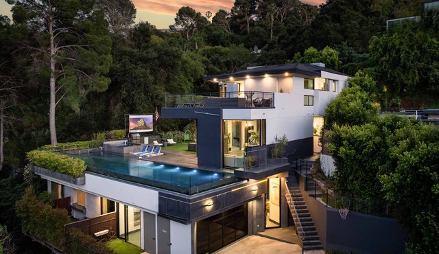 Gated New Designer 6bd/7ba Estate w Pool & Spa, Guest house, Elevator, & Views!