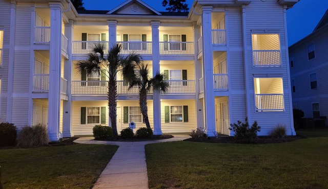 Golf Retreat Cozy Stay Work Friendly
