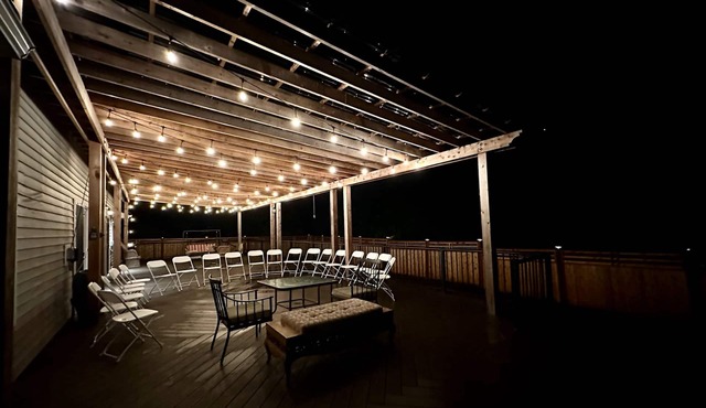Half duplex with large deck, office, and master ensuite