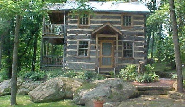 Historic Cabin On 300 Acre Farm In Amish Country