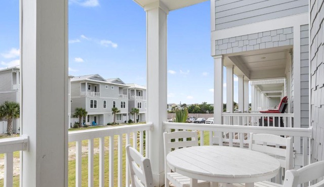 Home in Emerald Isle, NC welevator