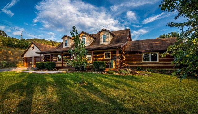 Home w/Views, Mins to Monongahela National Forest