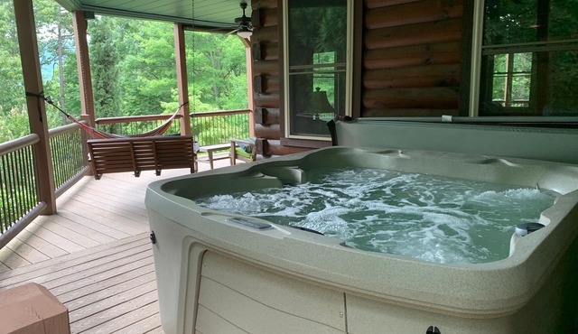 Hot Tub, Fire Pit, Great Decks and More! - Buffalo Lodge by Carolina Properties