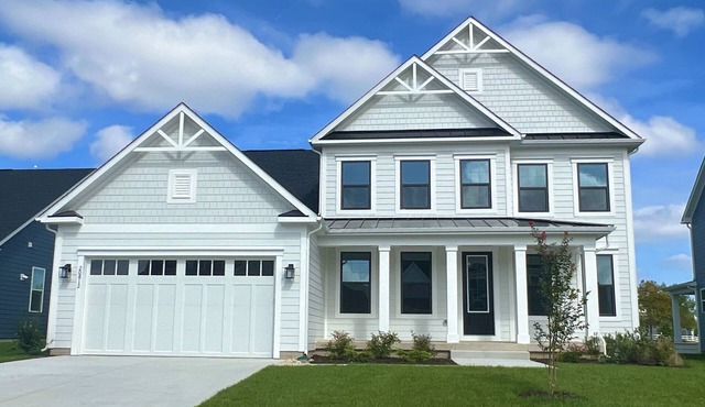 Immaculate New 5 Bedroom House w/4 bathrooms