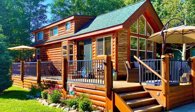 Intimate Breckenridge Chalet ask about 20% off long term stays