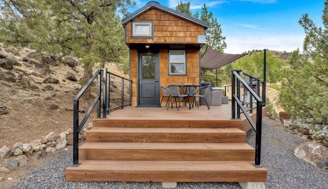 Lake Simtustus Resort Juniper Hill Tiny Home #14 - Hot Tub