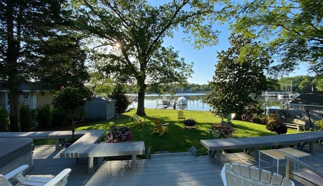 Lakeside on the Chesapeake! Serene Waterfront home in charming Annapolis