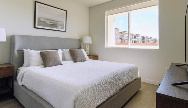 Landing | Amazing 2BD, Clubhouse, Courtyard