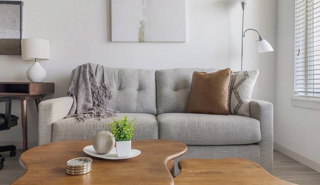 Landing | Beautiful 1BD, Yoga Studio