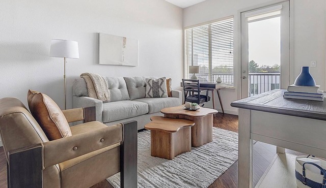 Landing | Chic 1BD, Yoga Studio