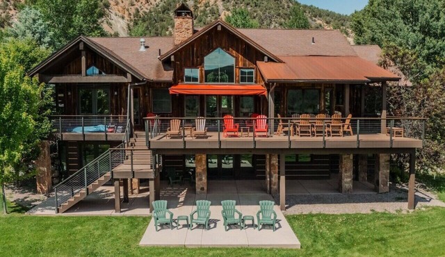 Larkspur Lodge at Cerise Ranch