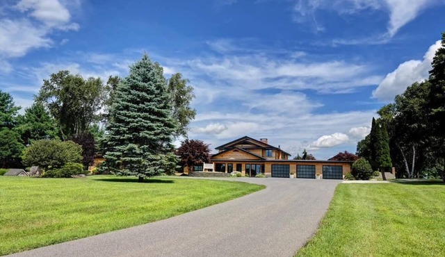 Longpond House