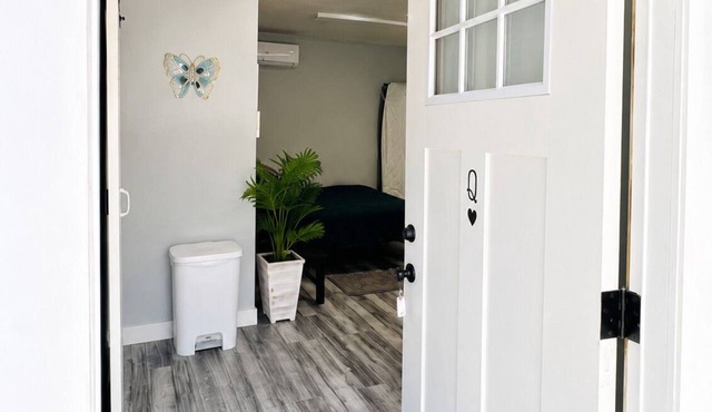 Lovely 1-bedroom studio near near convention center and famous strip