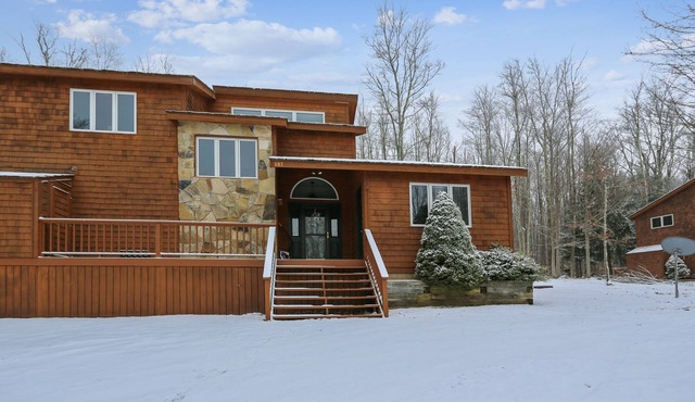 Lovely Canaan Valley home offers a perfectly affordable vacation opportunity!