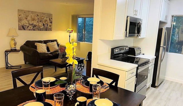 Lovely, huge remodeled 1bd in West LA-SMC,UCLA,SM Beach