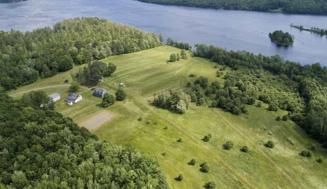 Make lasting memories @Maine's only secluded water’s edge estate w/ two islands
