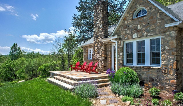 Maple Hill Collection | Cottage & Cozy Barn