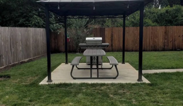 Micro Studio With Outdoor Space Near Nike & Intel