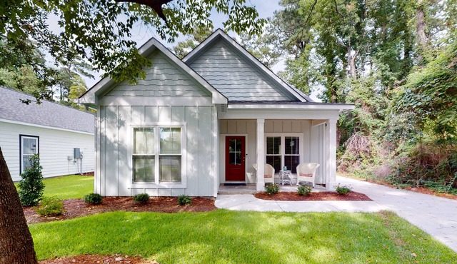 MNT3803: Horatio's Hideaway | New Construction | Roanoke Island | Grill