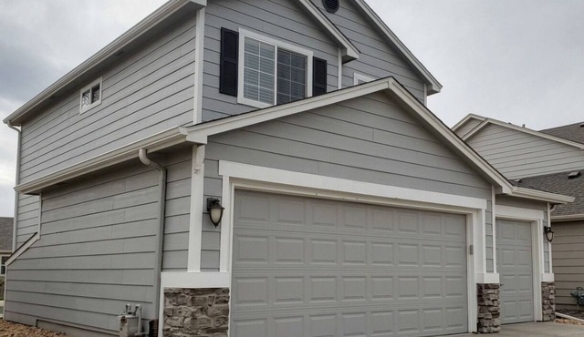 Modern 3BD Home with private Hot Tub