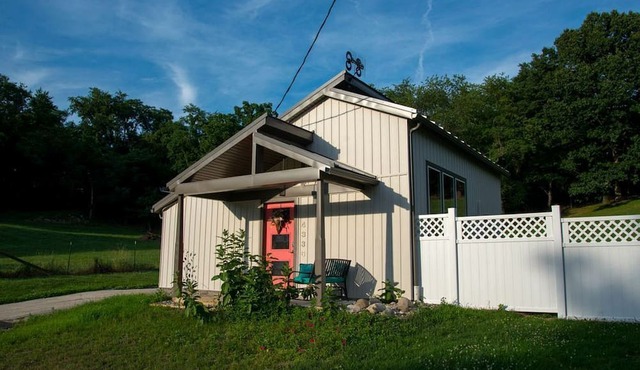 Modern Cottage Rental on a Peaceful Farm near Amish Country in Pennsylvania