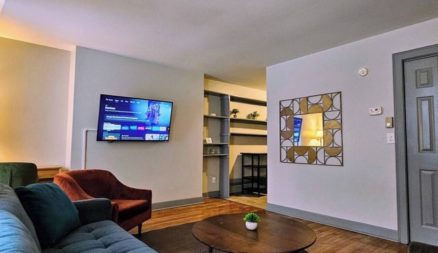 Modern & Homey 1BD/1BA Fl 1 Apt @ Downtown Albany