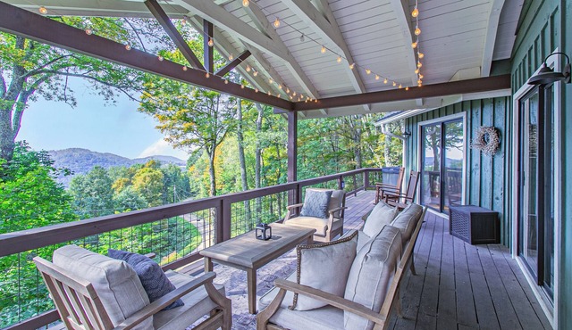 Mountain Getaway w/Hot Tub -Firepit- Near Ski Lodge & Trails