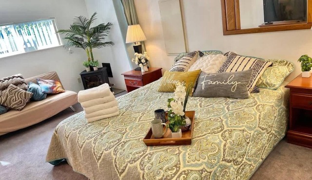 N Seattle Getaway – Easy Access, Comfortable stay