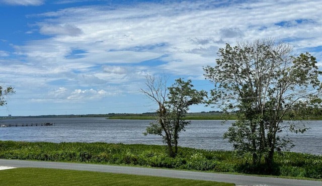 Nanticoke river front Studio!
