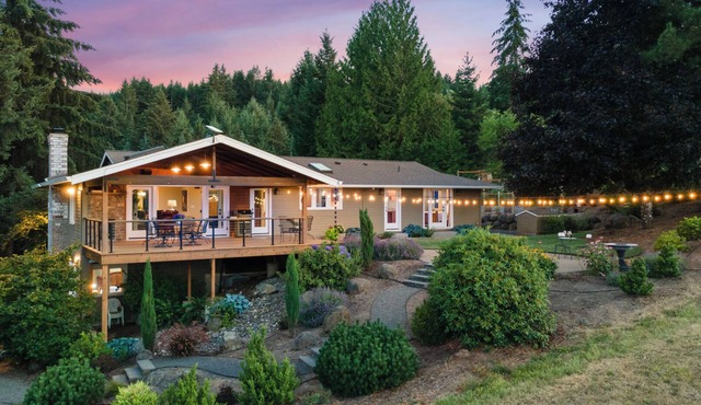 New! Hidden Haven ~ A Luxury Wine Country Retreat