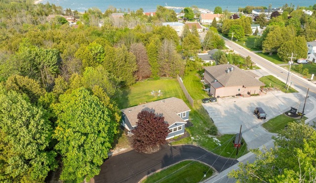 Newly Baileys Harbor Home, 1 block DT, Open Concept with Huge Yard