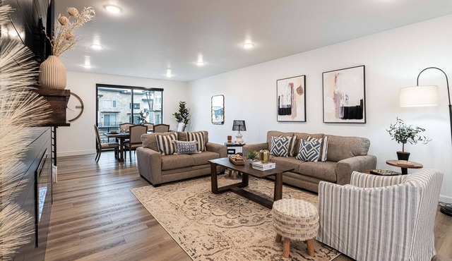 Newly Built Luxury Townhome! Park City Silver Creek 1124