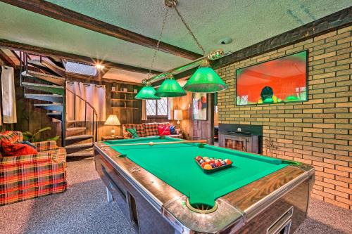 North Creek Chalet w/Fire Pit Near Gore Mountain!