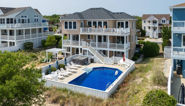 Ocean Journey 7B/9B Pool, Hot tub, Walk to Beach in the Heart of Duck