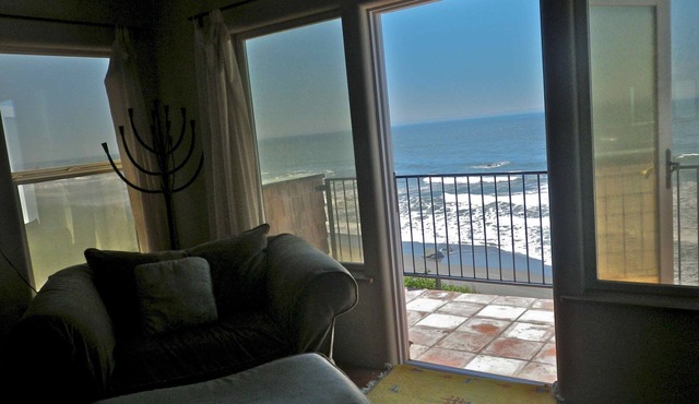 *Oceanfront Spanish Style Villa *Hot tub *Sea Views *Unique Design *Relaxing