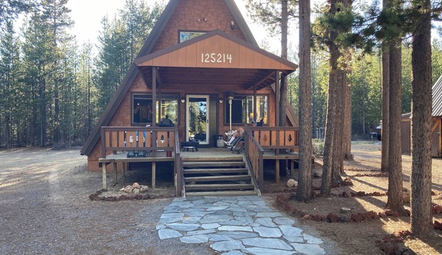 OHV Paradise - Rustic Cabin Borders Deschutes NF - 15 Miles from Crescent Lake