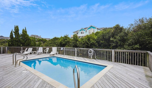 Only 200 ft to beach! Private Pool & Hot Tub!