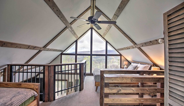 'Overlook Loft:’ Deck & Panoramic Shenandoah Views